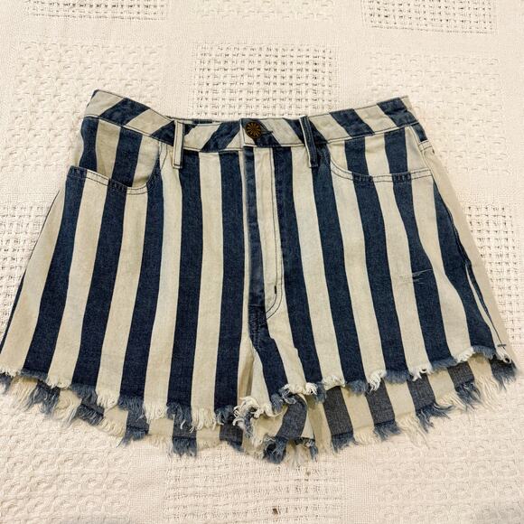 Show me Your Mumu Blu 30 Arizona high waist frayed hem jean shorts SH2 2840 - Picture 8 of 11